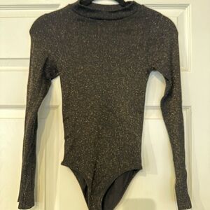 Aura Metallic Black Ribbed Top